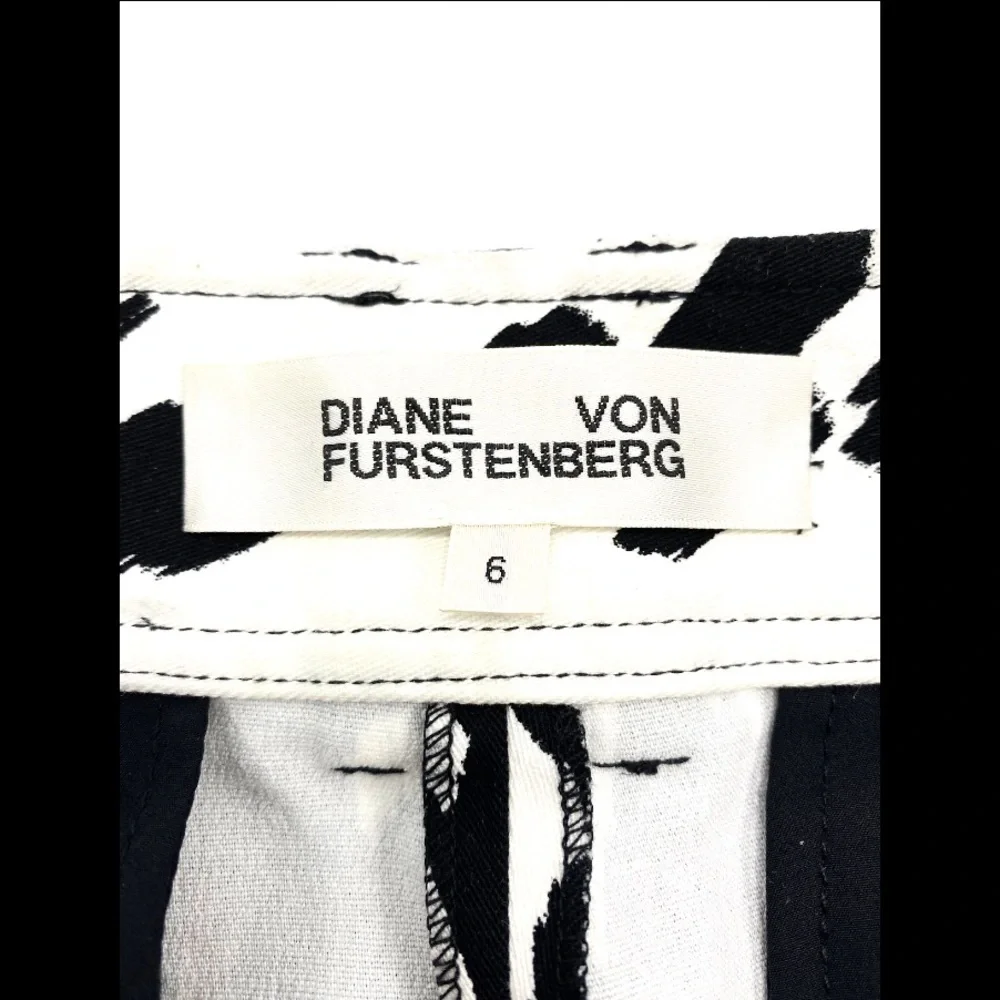 DIANE VON FURSTENBERG Pants - Picture 8 of 9